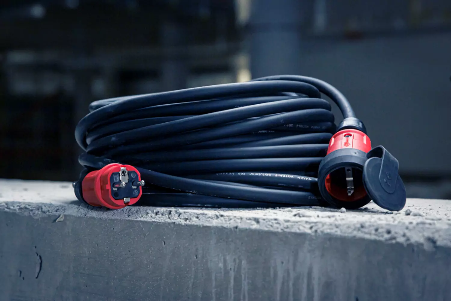 Brennenstuhl Professional VN 2200 Verlengsnoer H07RN-F 3G2,5 - IP44 - 25m - Zwart-image