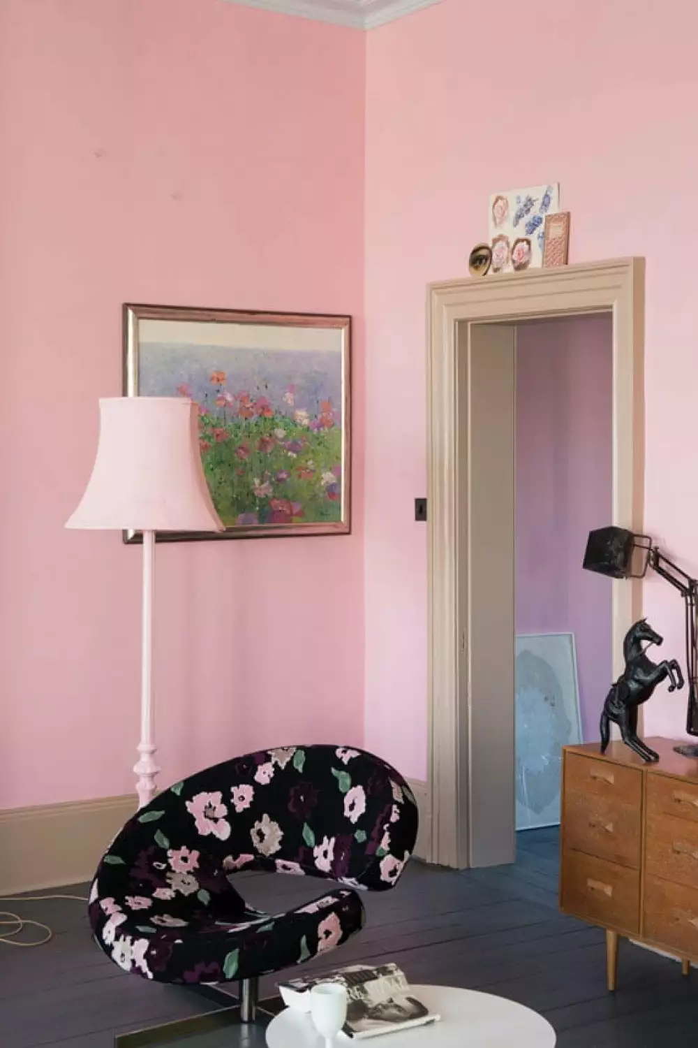 Farrow & Ball Casein distemper Nancy's Blushes No.278 5L-image