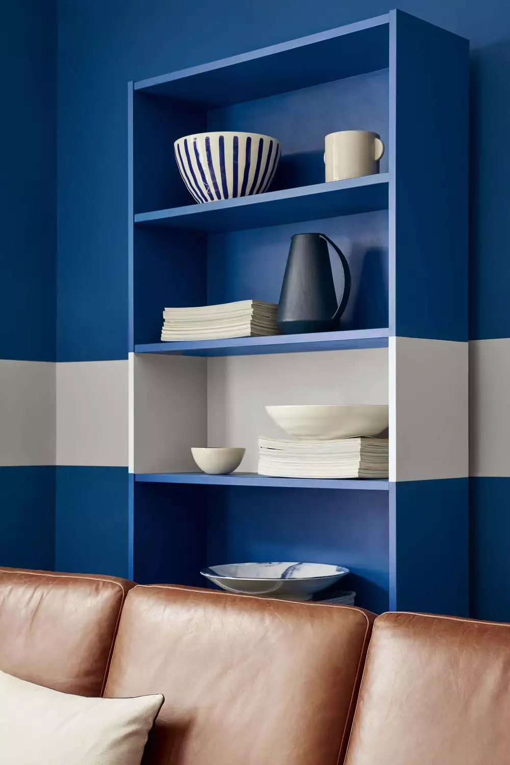 Little Greene Intelligent Masonry Paint - Mazarine No. 256 - 5L-image