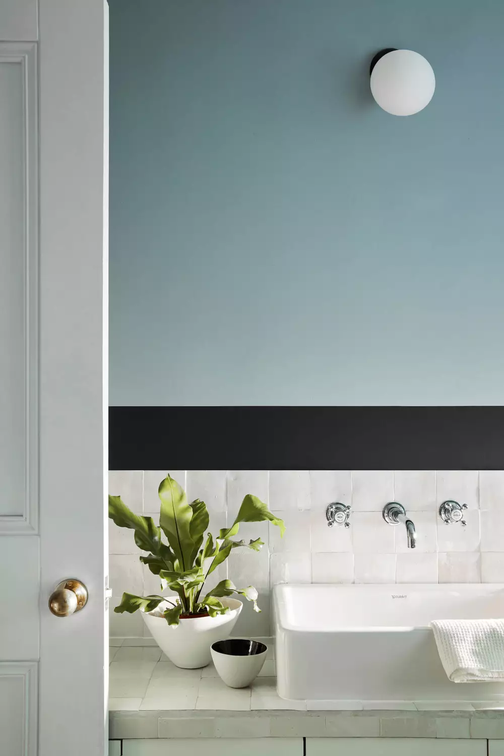 Little Greene Interior Oil Eggshell - Bone China Blue No. 107 - 1L-image