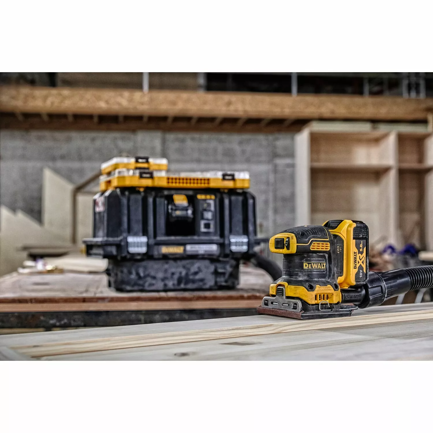 DeWALT DCW200NT 18V Li-ion XR accu vlakschuurmachine body in TSTAK - 140 x 115mm - koolborstelloos-image