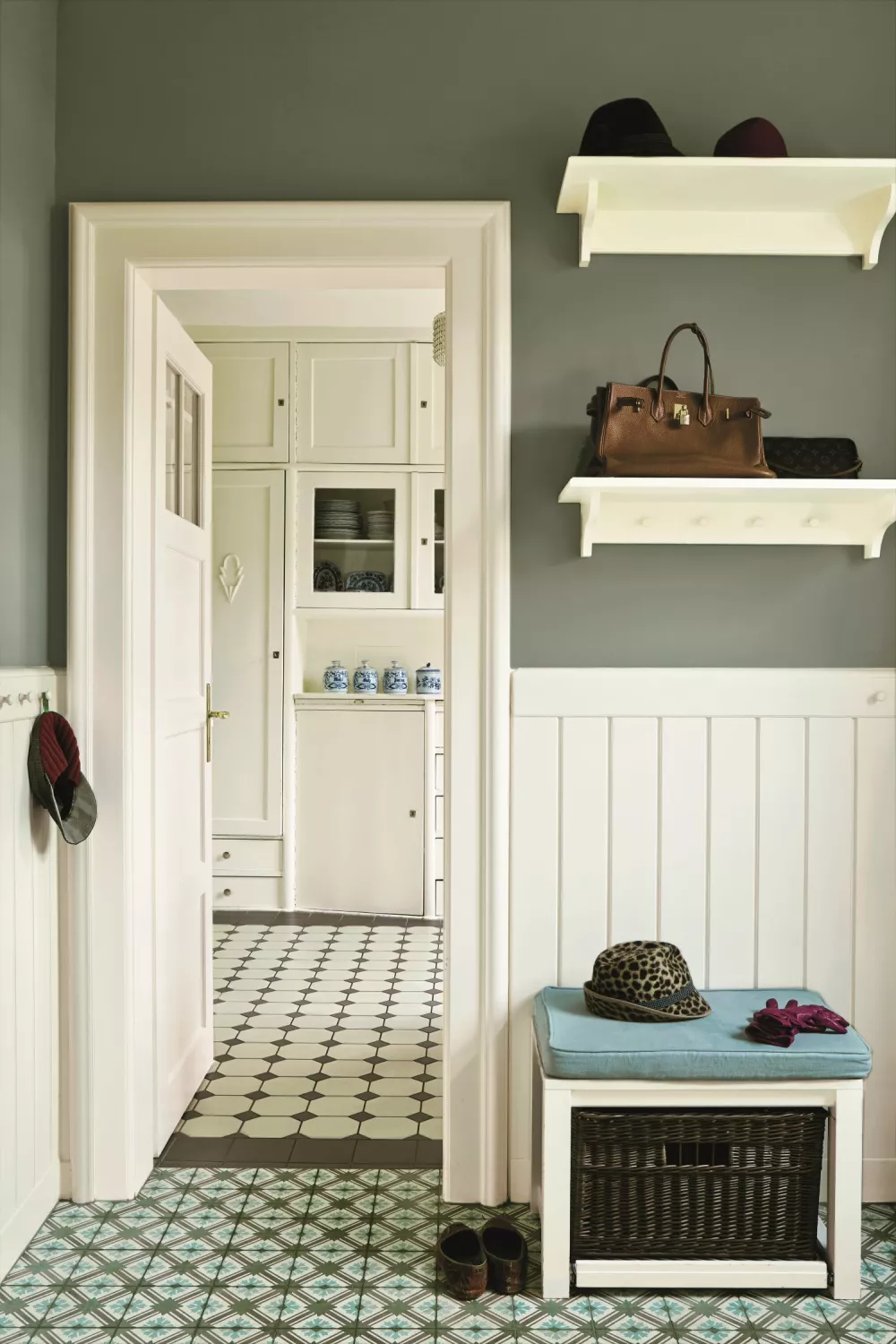 Farrow & Ball Modern Emulsion Wimborne White No.239 5L-image