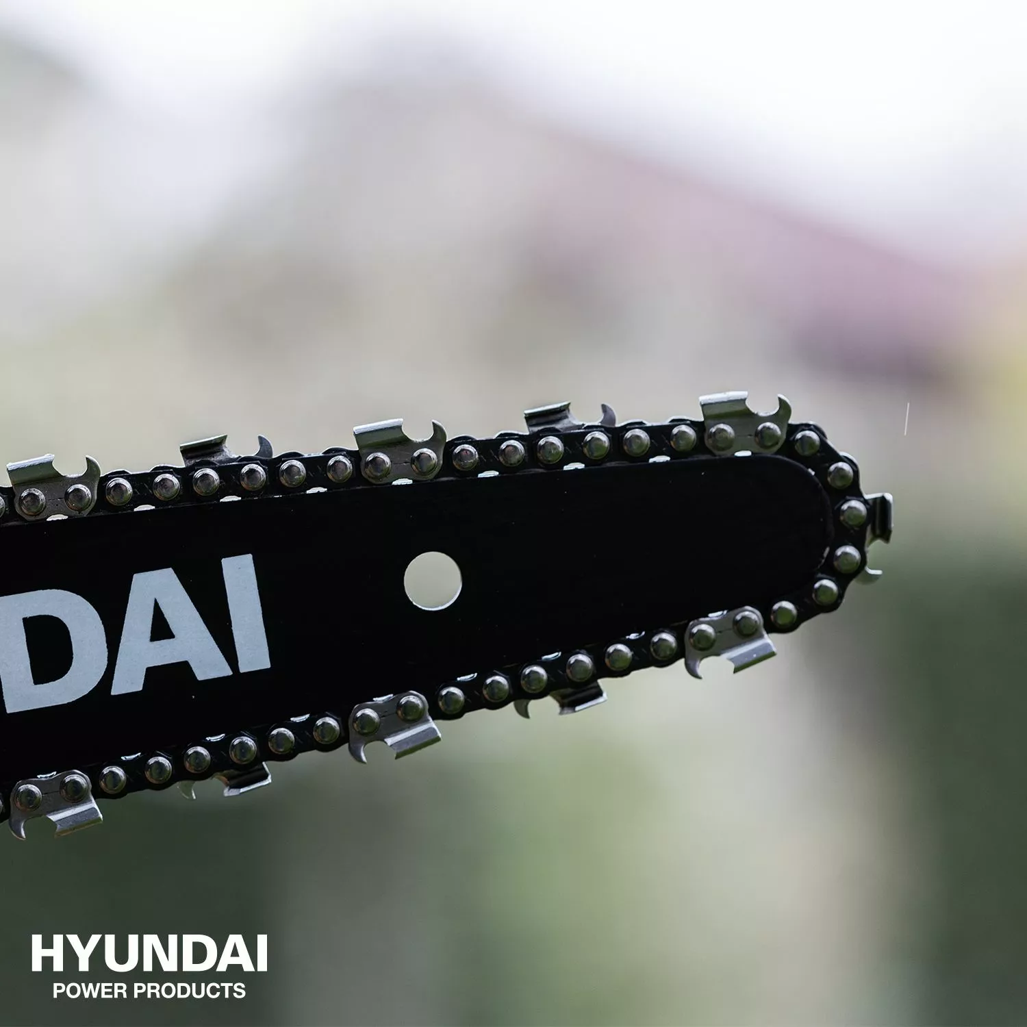 Hyundai 57257 Benzine kettingzaag - 2-takt - 25,4 cc - 250 mm - carved zwaard-image