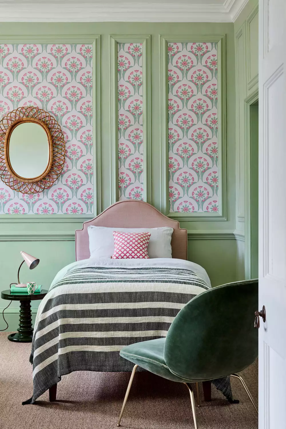 Little Greene Intelligent Satin - Pea Green No. 91 - 1L-image