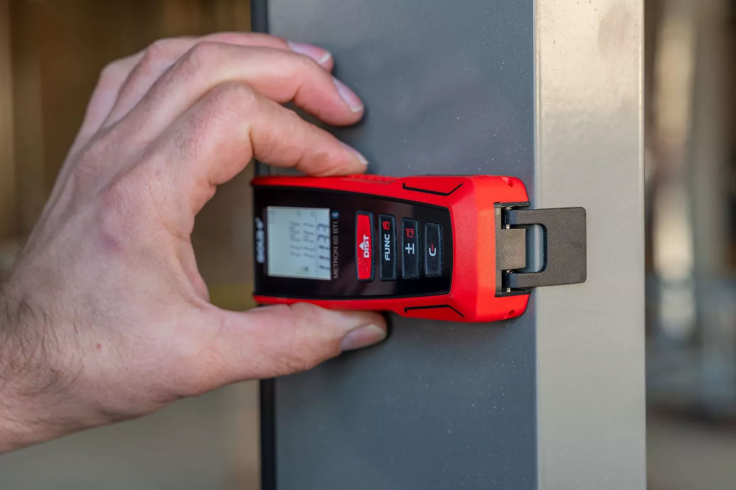 Sola METRON 60 BTI Afstandsmeter in tas - Bluetooth - 60m - IP54