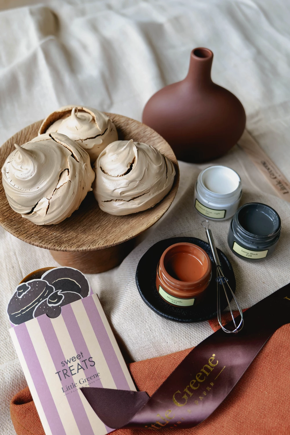 Little Greene Absolute Matt Emulsion - Muscovado No. 343 - 2,5L-image