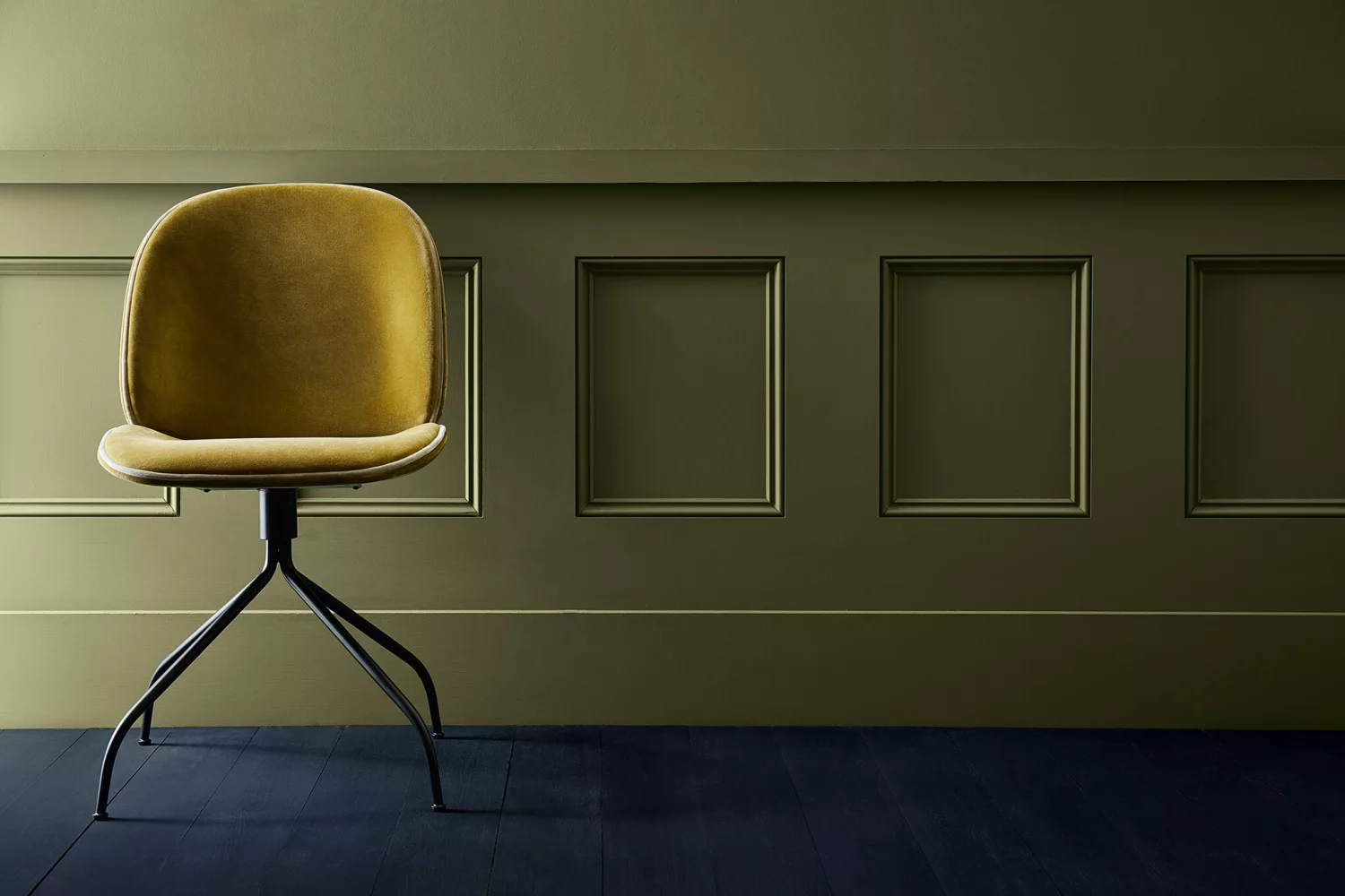 Little Greene Intelligent Exterior Eggshell - Olive Colour™ No. 72 - 1L-image