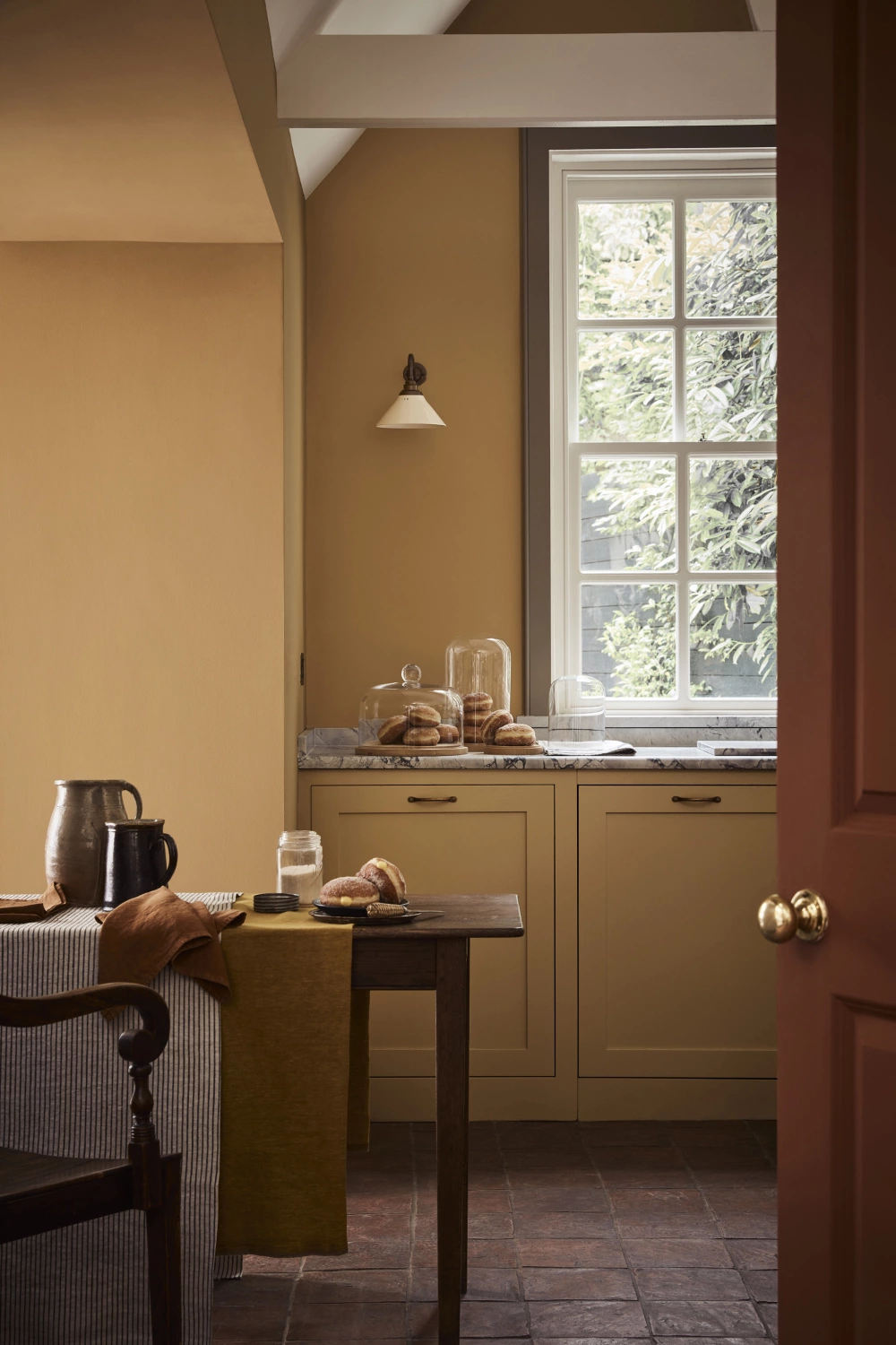 Little Greene Tom's Oil Eggshell - Bombolone No. 339 - 1L